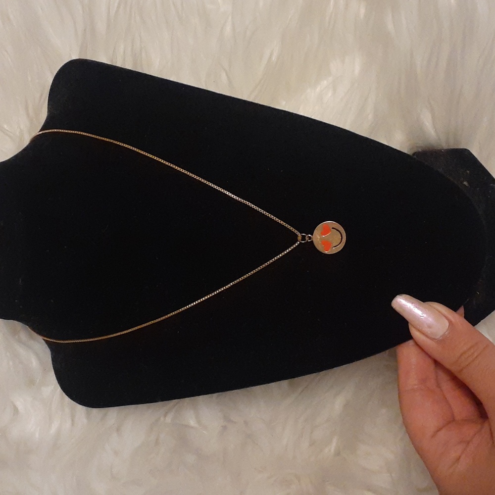 Kate Spade Gold Tone Lovestruck Heart Eyes Emoticon Necklace